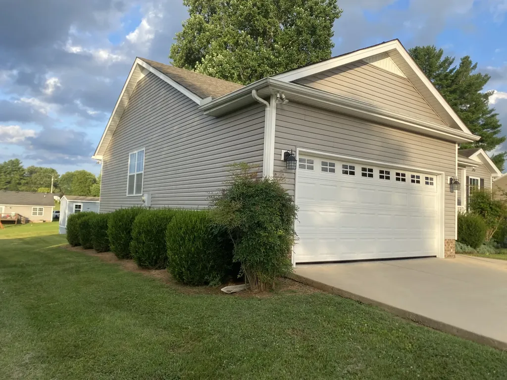 208 Arrowhead Drive Mcminnville TN 37110