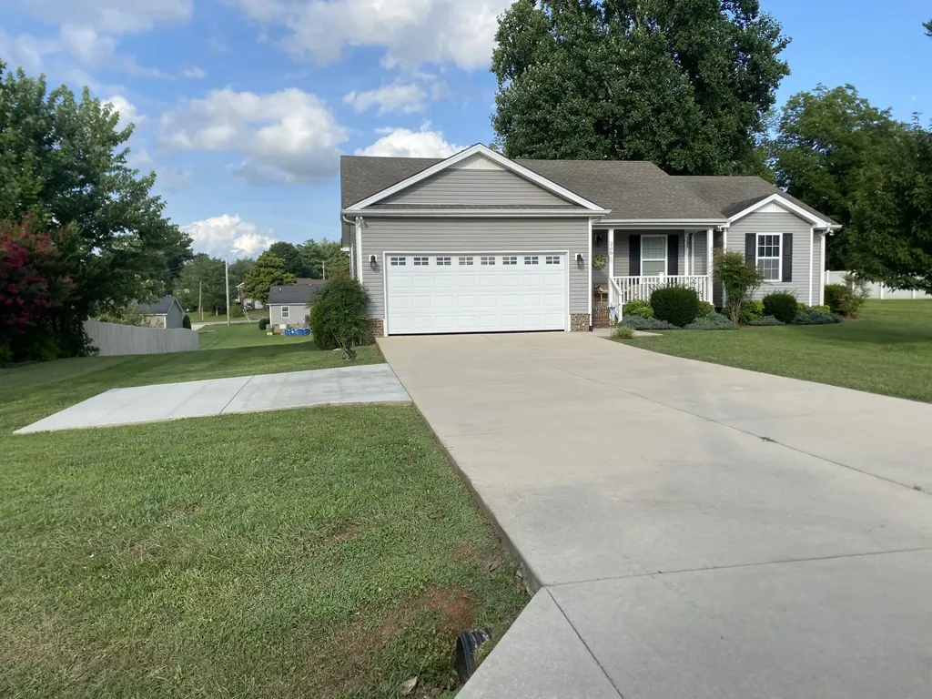 208 Arrowhead Drive Mcminnville TN 37110