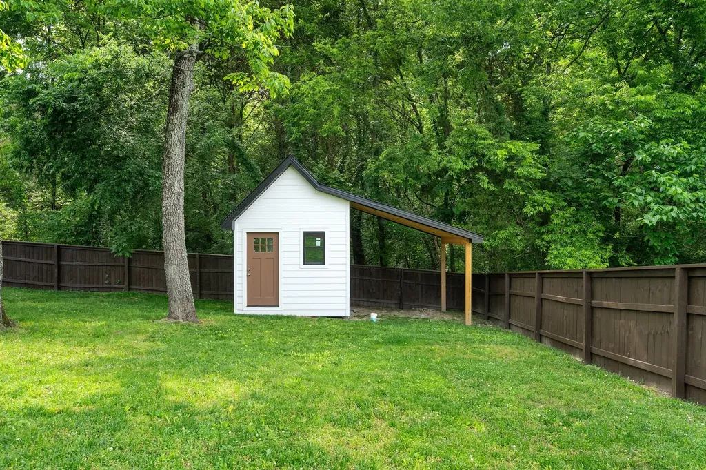 223 Liberty Lane Madison TN 37115