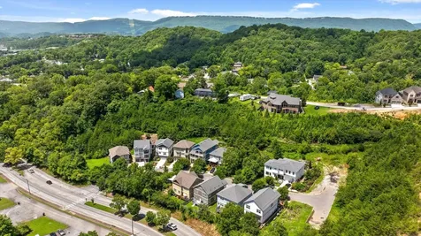 744 Gatti Lane Chattanooga TN 37405