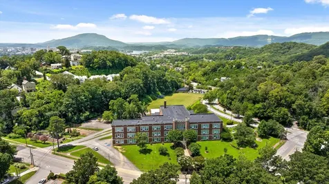 744 Gatti Lane Chattanooga TN 37405