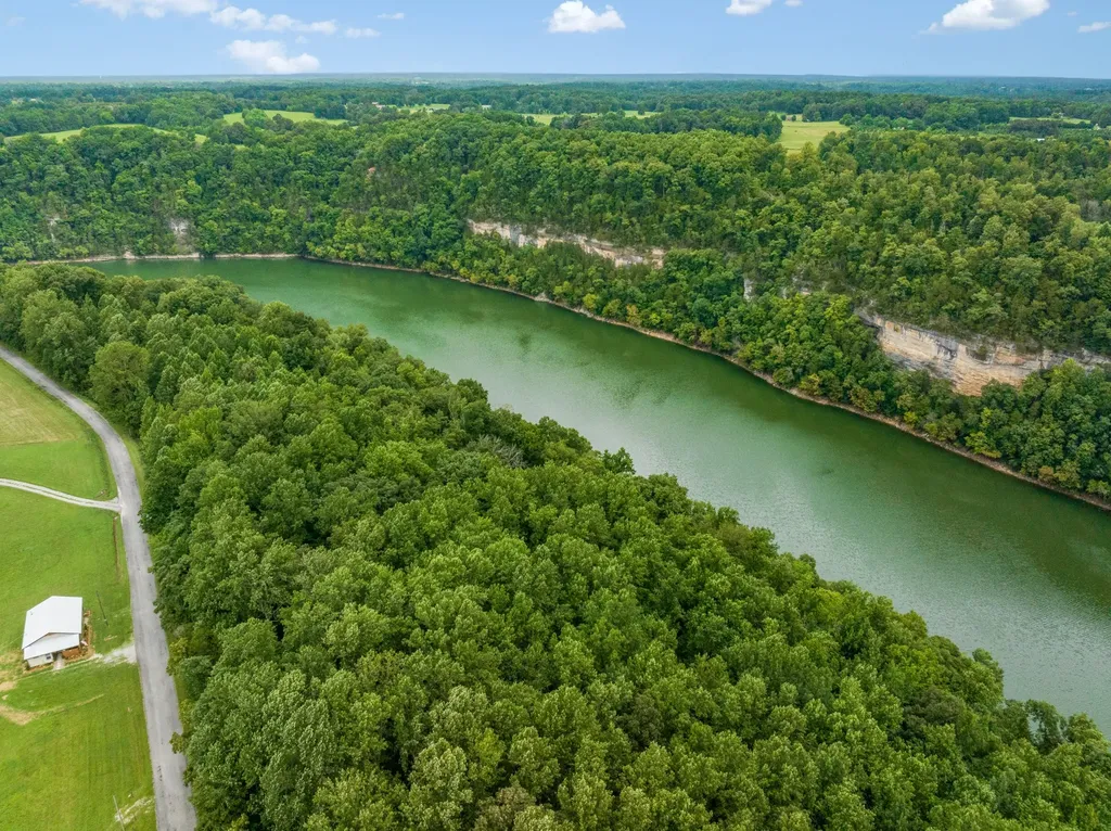4895 Webbs Camp Road Walling TN 38587