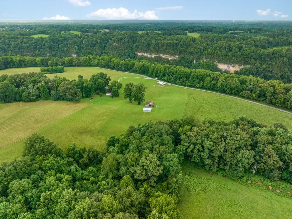 4895 Webbs Camp Road Walling TN 38587