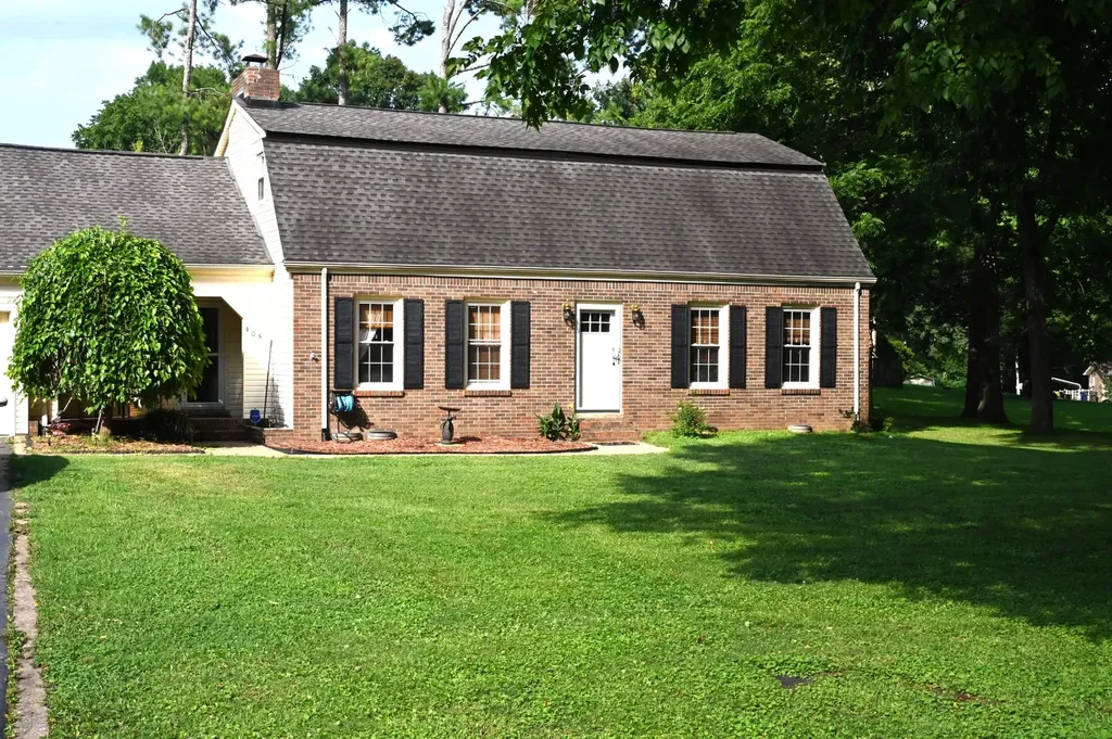 105 Cayce Valley Drive Columbia TN 38401