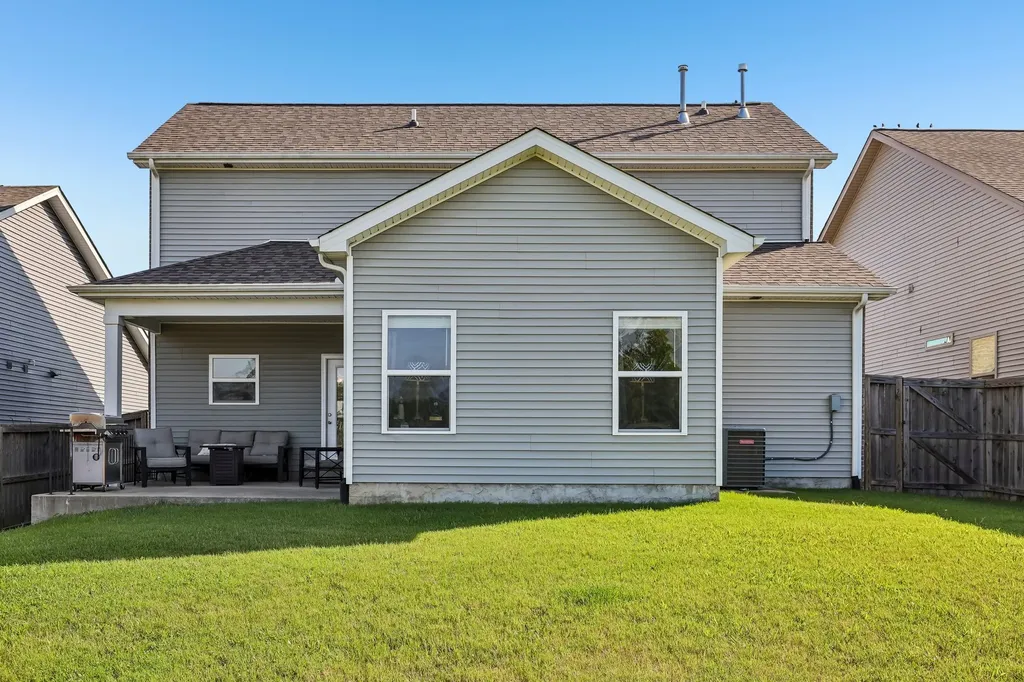 1319 Coates Lane Gallatin TN 37066
