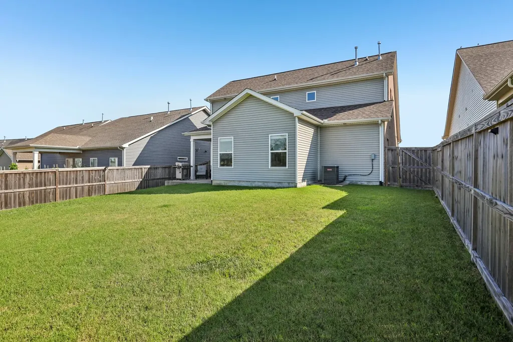 1319 Coates Lane Gallatin TN 37066
