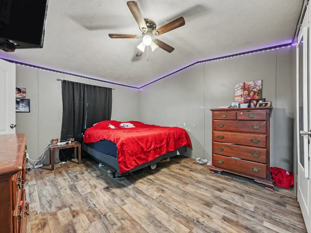 330 Oak Leaf Circle Maryville TN 37804