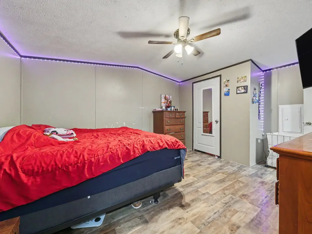 330 Oak Leaf Circle Maryville TN 37804