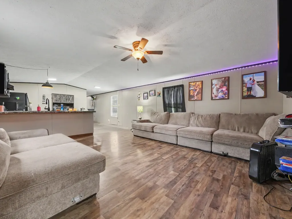 330 Oak Leaf Circle Maryville TN 37804