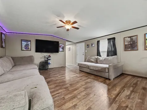 330 Oak Leaf Circle Maryville TN 37804