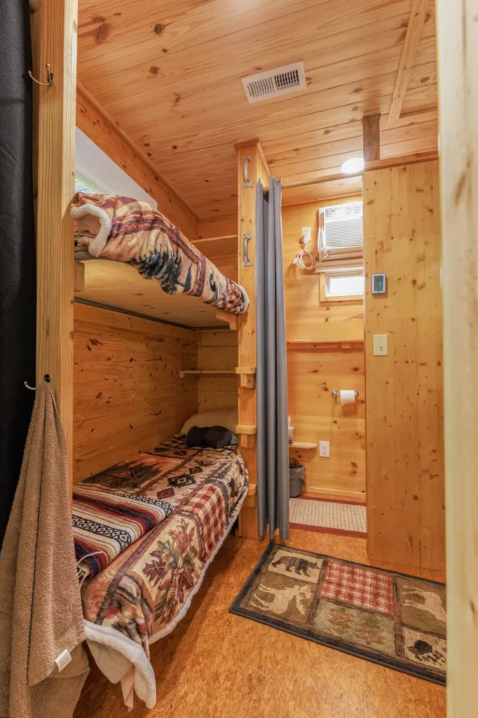 4895 Webbs Camp Road Walling TN 38587