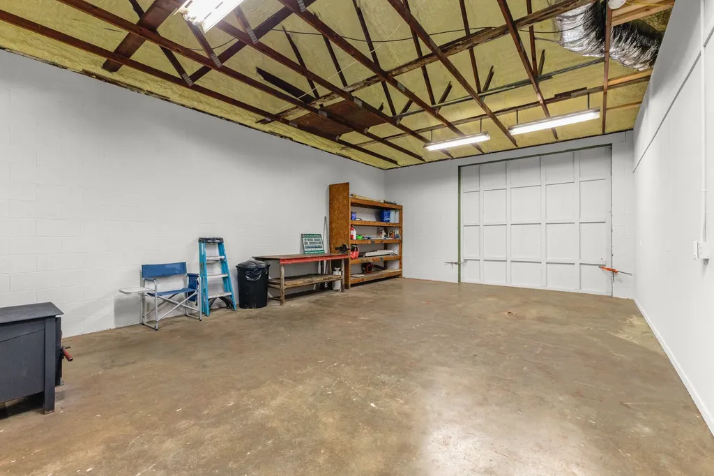 4895 Webbs Camp Road Walling TN 38587
