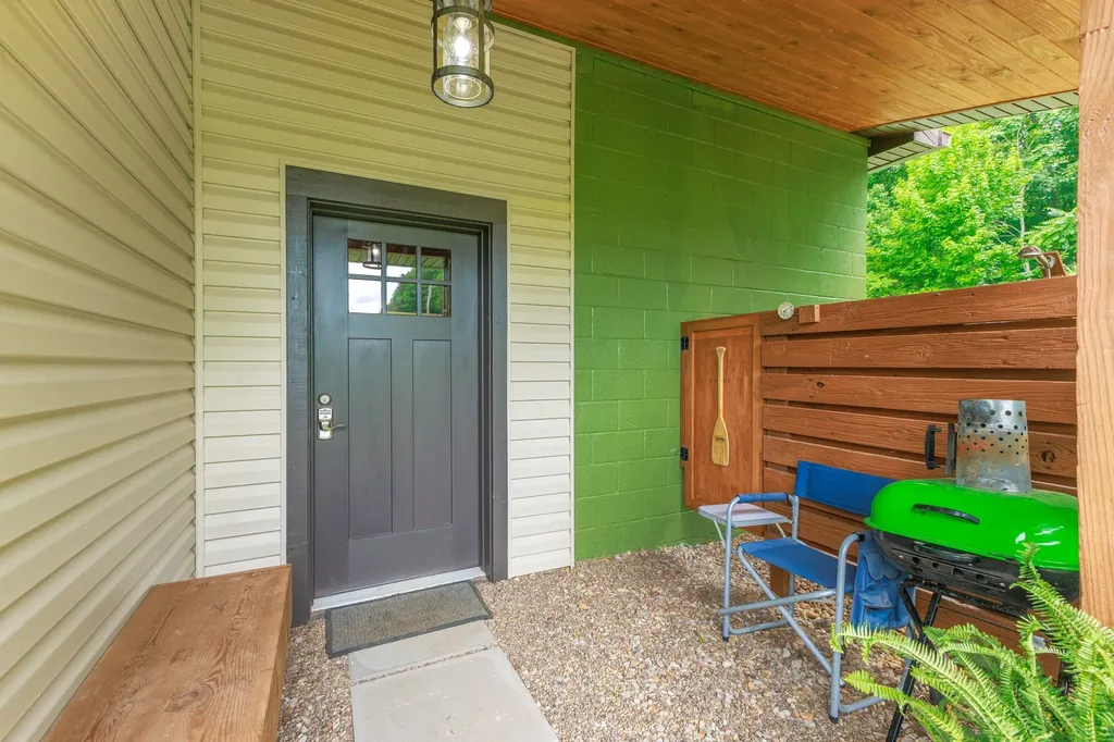 4895 Webbs Camp Road Walling TN 38587