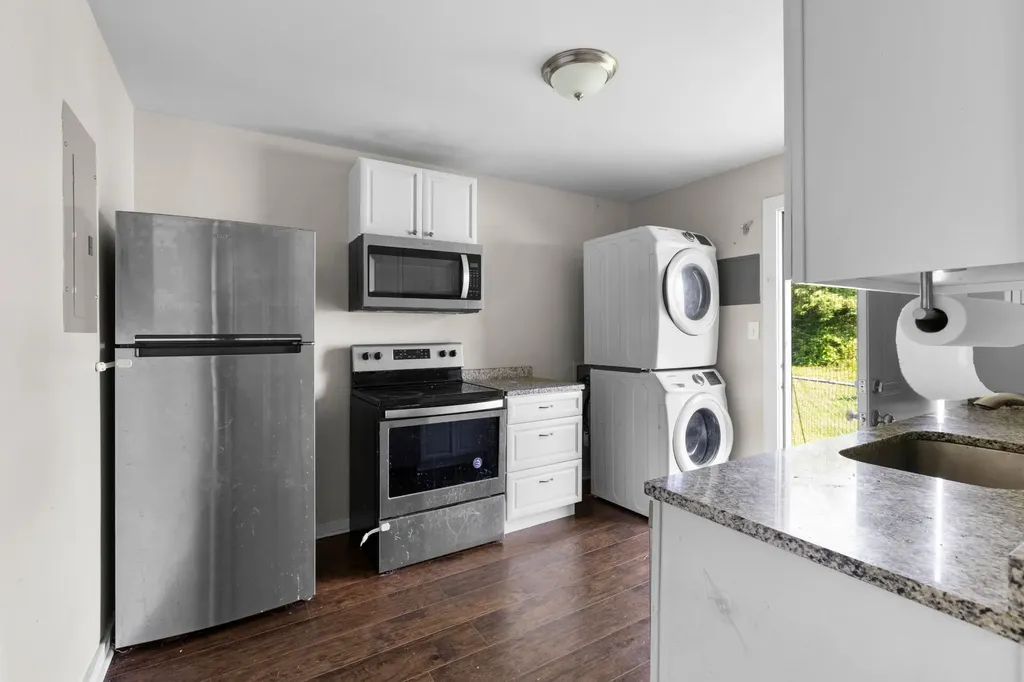 1521 22nd Ave, N Nashville TN 37208