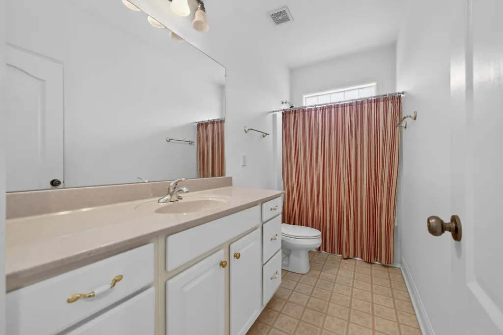 3000 Surrey Ridge Road Clarksville TN 37043