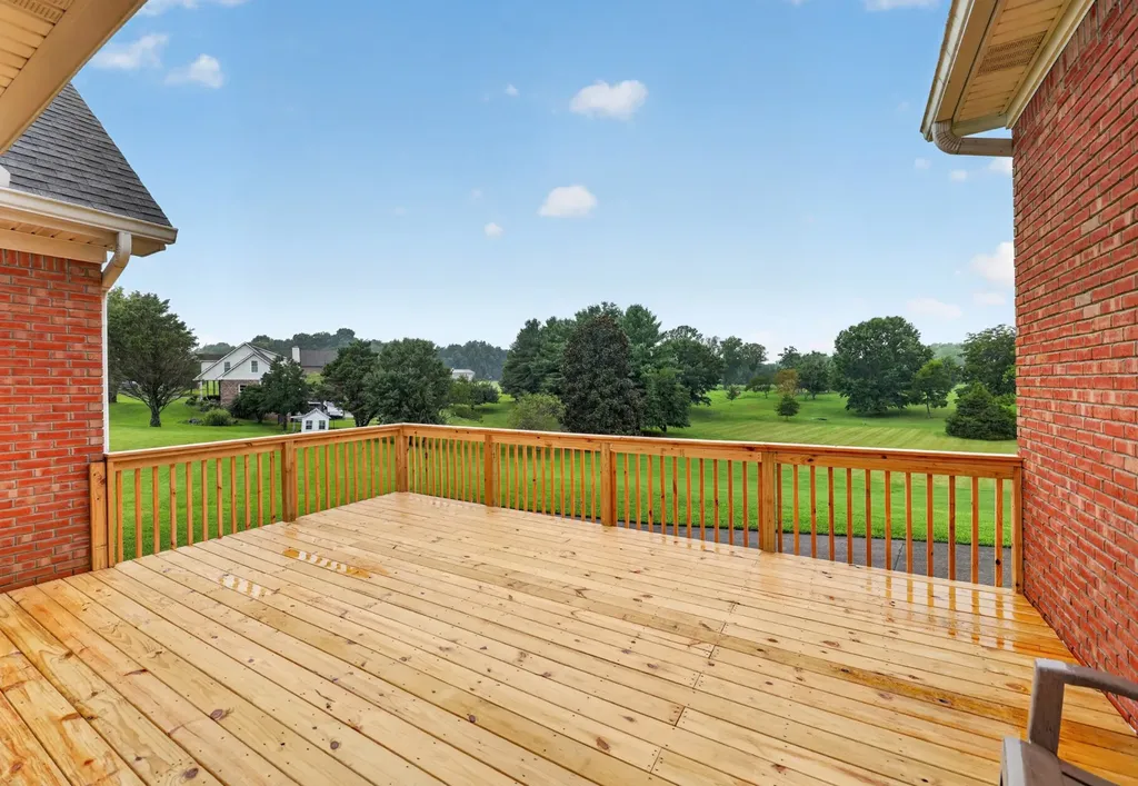 3000 Surrey Ridge Road Clarksville TN 37043