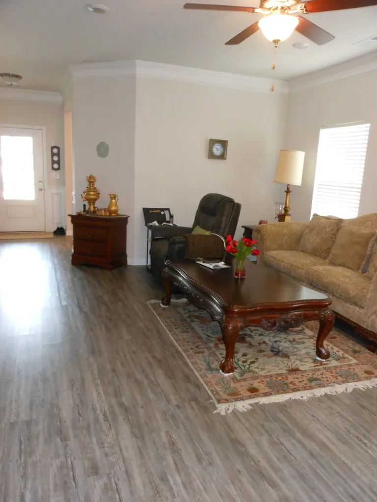 2225 Silverton Drive Nashville TN 37207