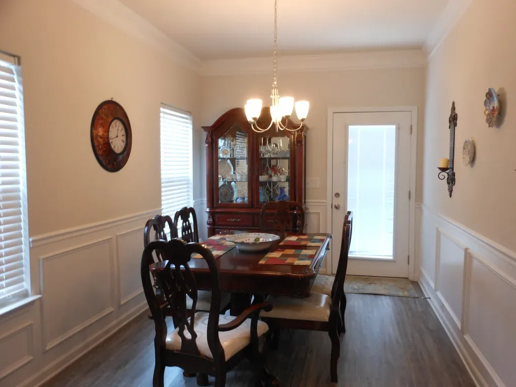 2225 Silverton Drive Nashville TN 37207