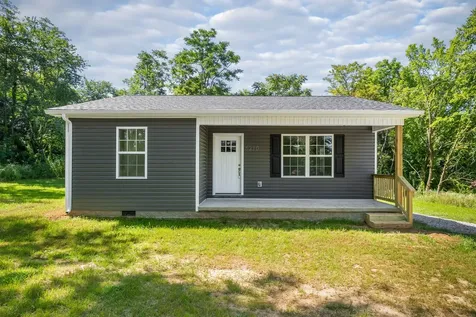 6210 Crossville Highway Sparta TN 38583
