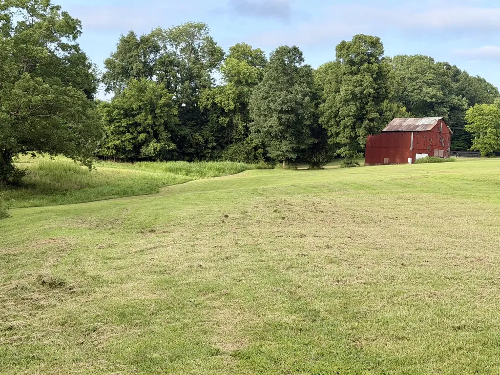669 Houston Fielder Road Clarksville TN 37043