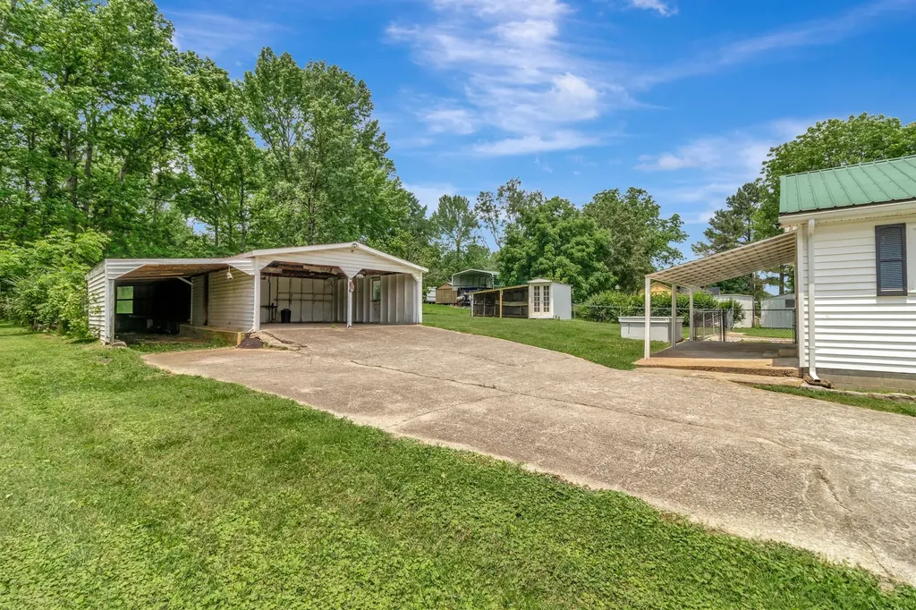 5039 Wilson Pike Arrington TN 37014