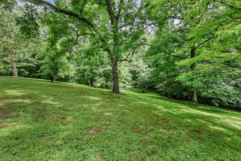 3111 Ashland City Road Clarksville TN 37043