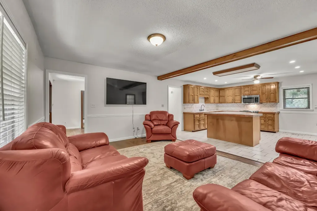 3111 Ashland City Road Clarksville TN 37043