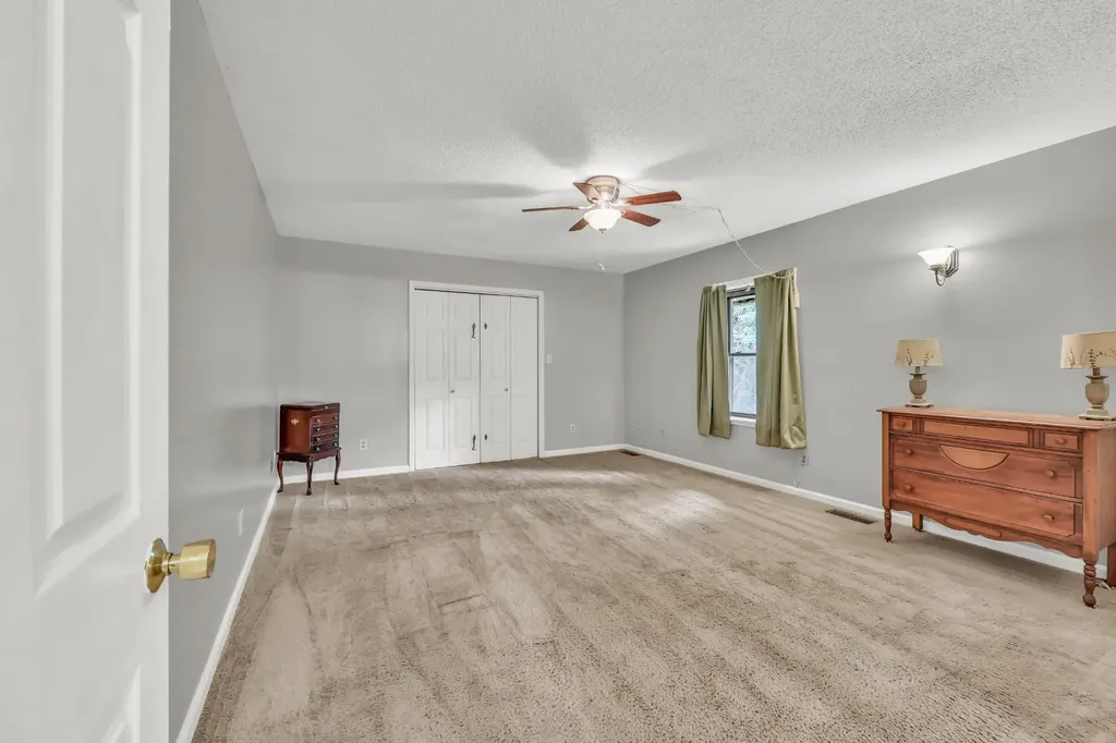 3111 Ashland City Road Clarksville TN 37043