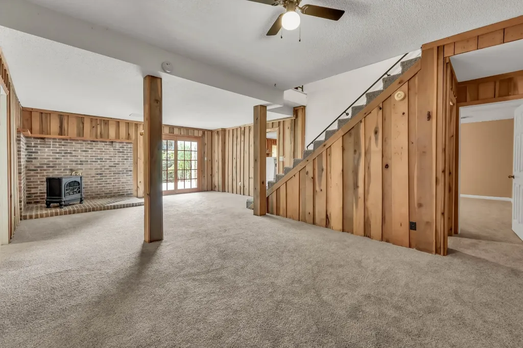 3111 Ashland City Road Clarksville TN 37043