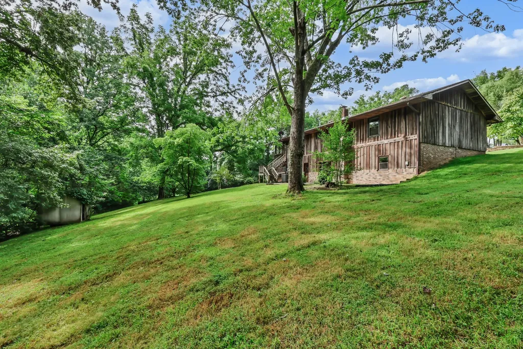 3111 Ashland City Road Clarksville TN 37043