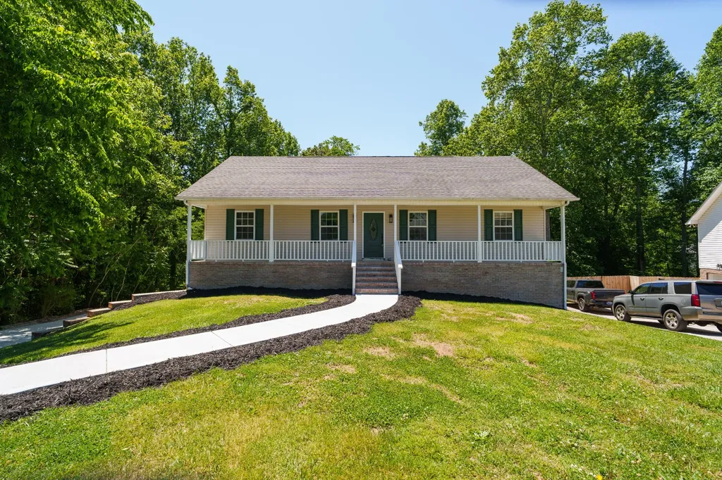 3784 Brookwood Drive Cookeville TN 38501