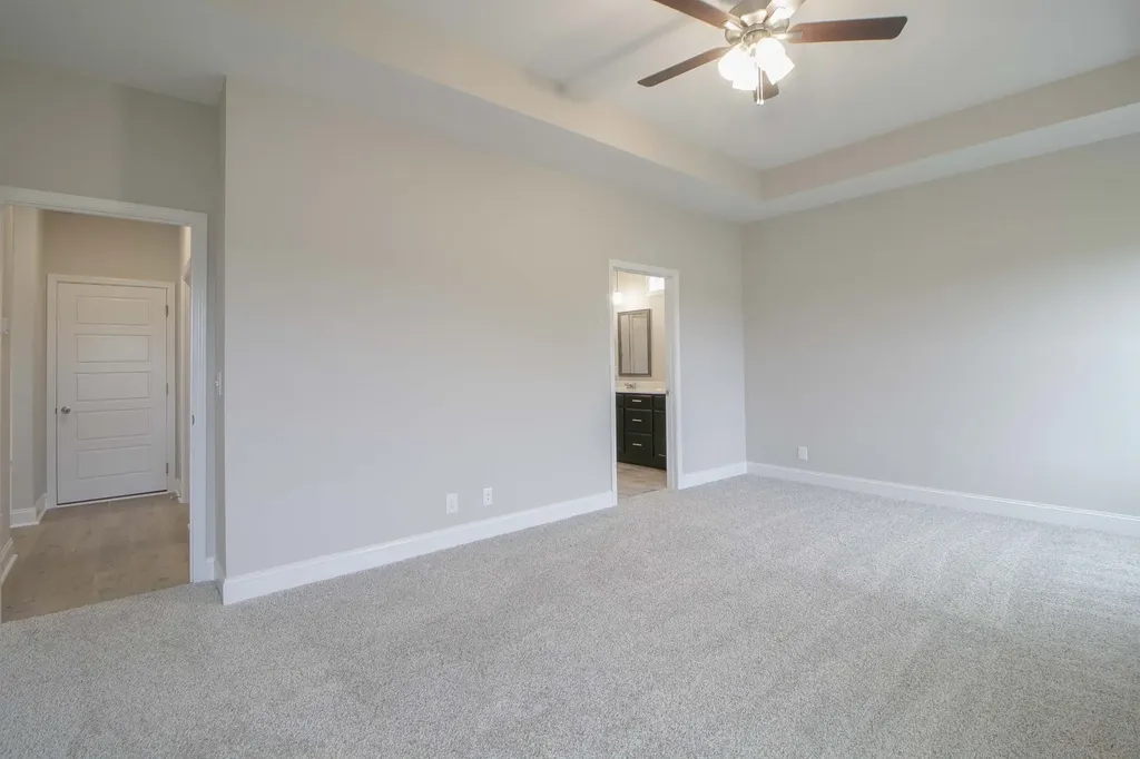 2074 Ireland Way Clarksville TN 37042