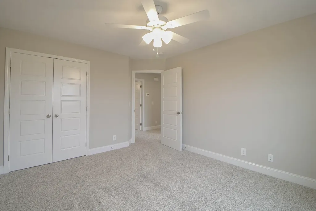 2074 Ireland Way Clarksville TN 37042