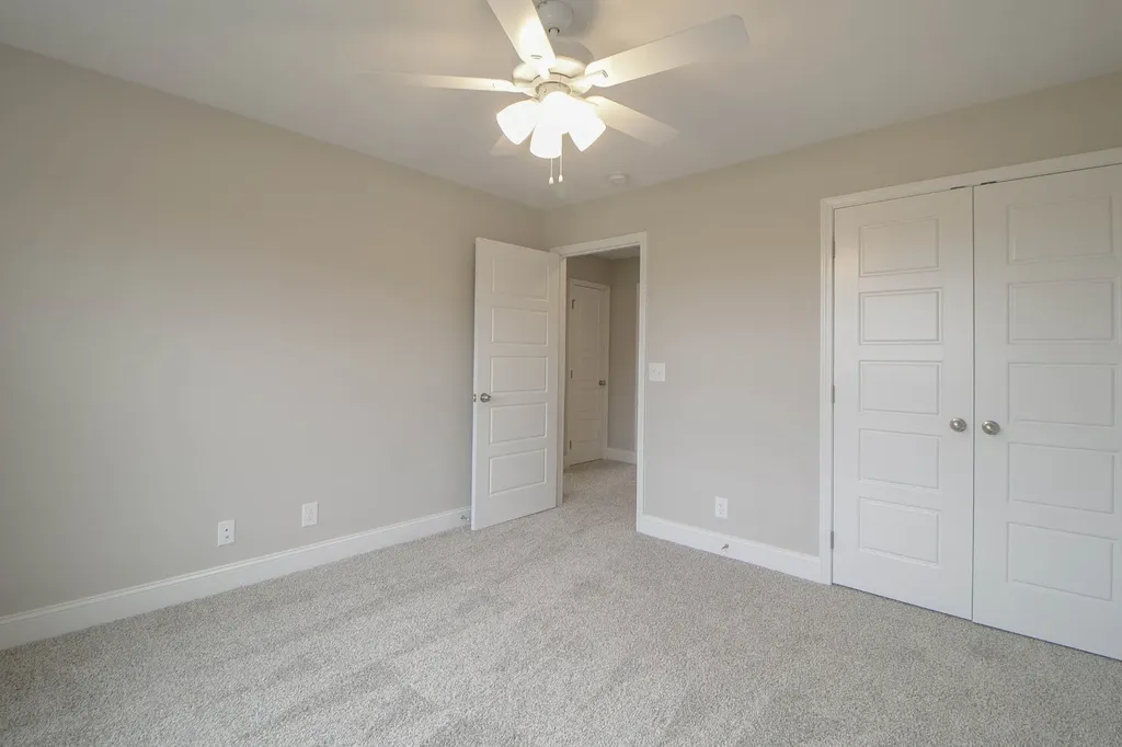 2074 Ireland Way Clarksville TN 37042