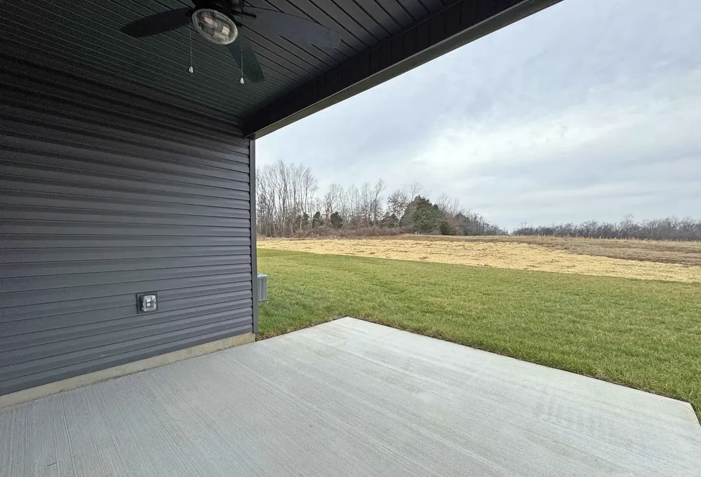 2074 Ireland Way Clarksville TN 37042