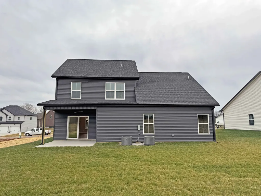 2074 Ireland Way Clarksville TN 37042