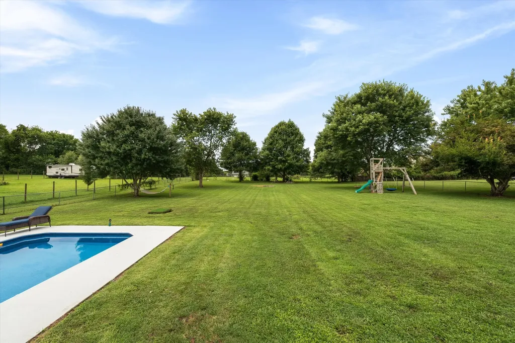 3941 Honeysuckle Way Chapel Hill TN 37034