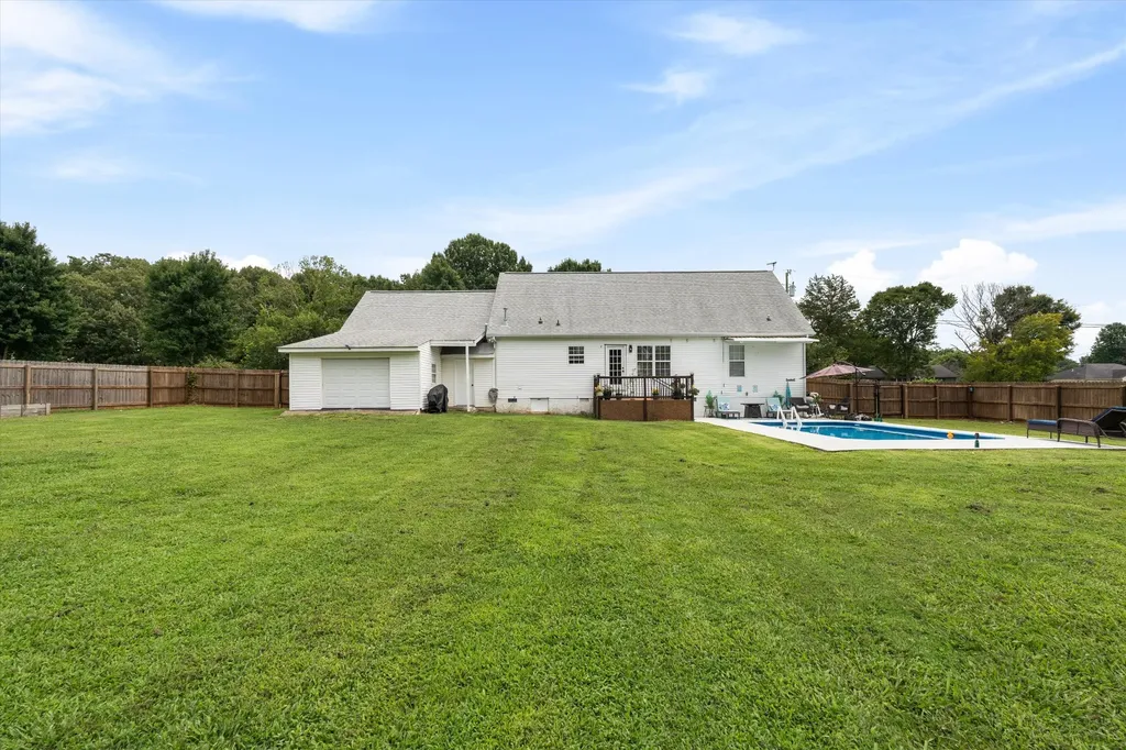 3941 Honeysuckle Way Chapel Hill TN 37034
