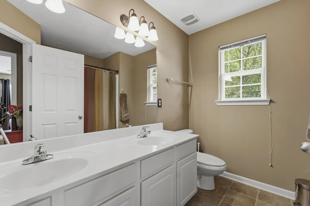 2512 Burnt Pine Court Antioch TN 37013