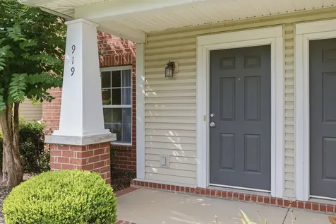 919 Seven Oaks Boulevard Smyrna TN 37167