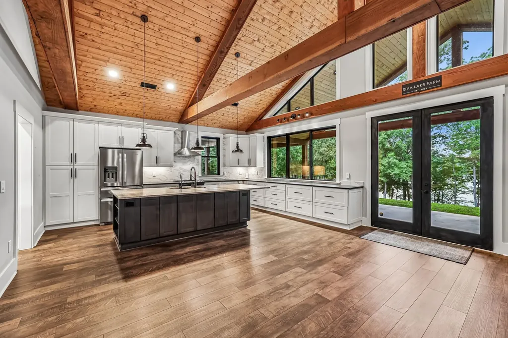 323 Sunset Cove Lane Winchester TN 37398