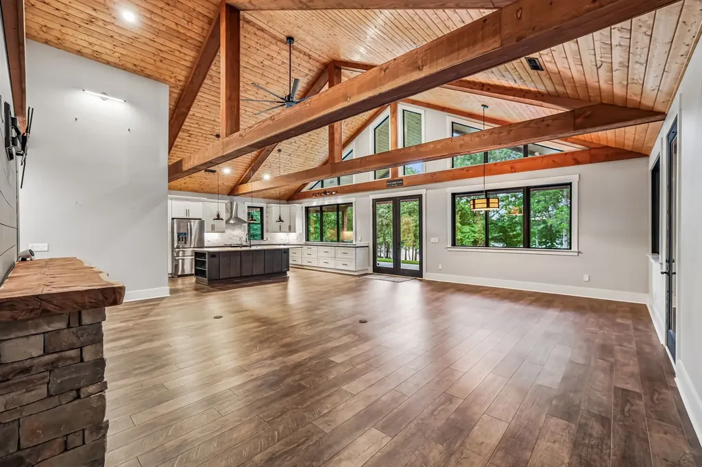 323 Sunset Cove Lane Winchester TN 37398