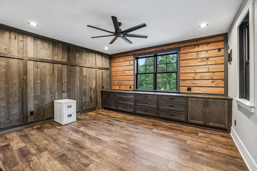323 Sunset Cove Lane Winchester TN 37398