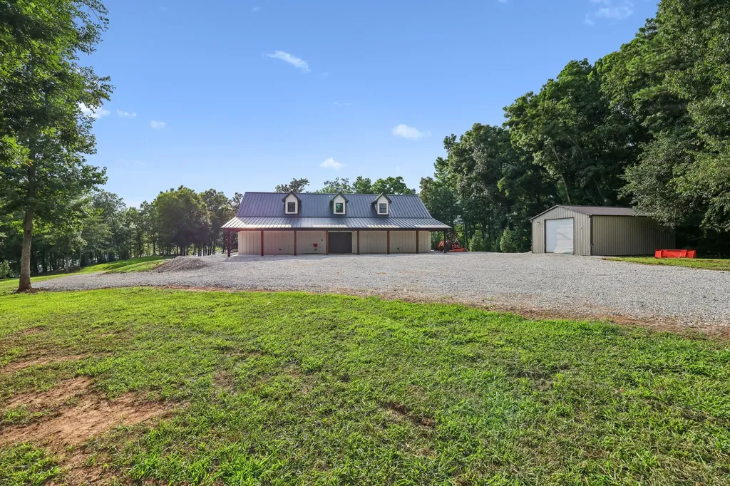 323 Sunset Cove Lane Winchester TN 37398