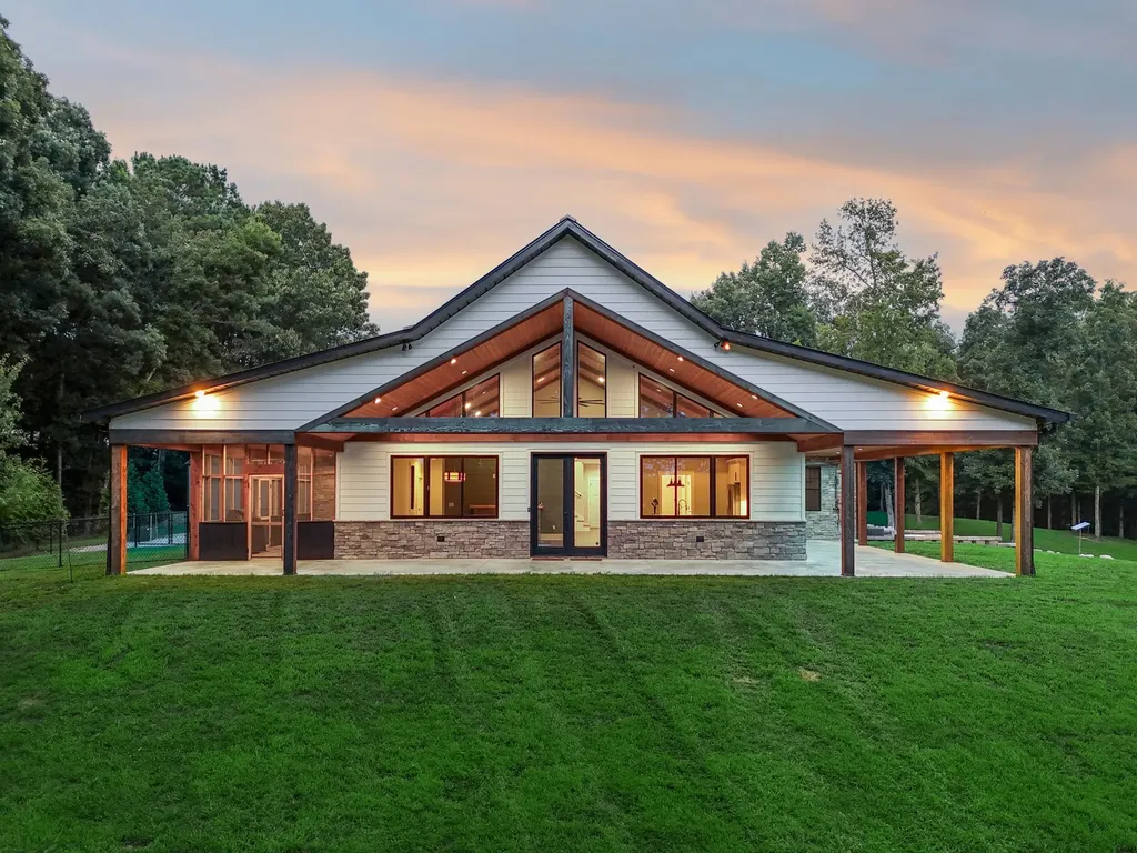 323 Sunset Cove Lane Winchester TN 37398