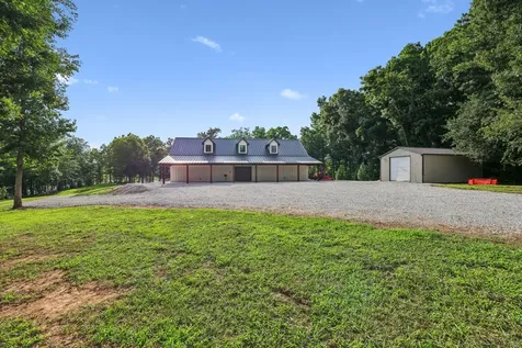323 Sunset Cove Lane Winchester TN 37398
