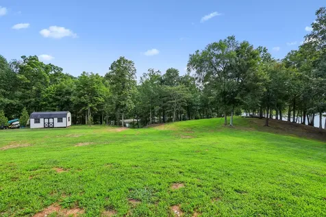 323 Sunset Cove Lane Winchester TN 37398