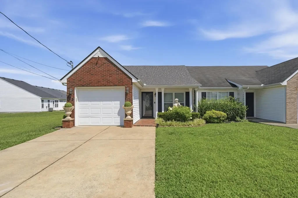 405 Reavis Avenue Smyrna TN 37167