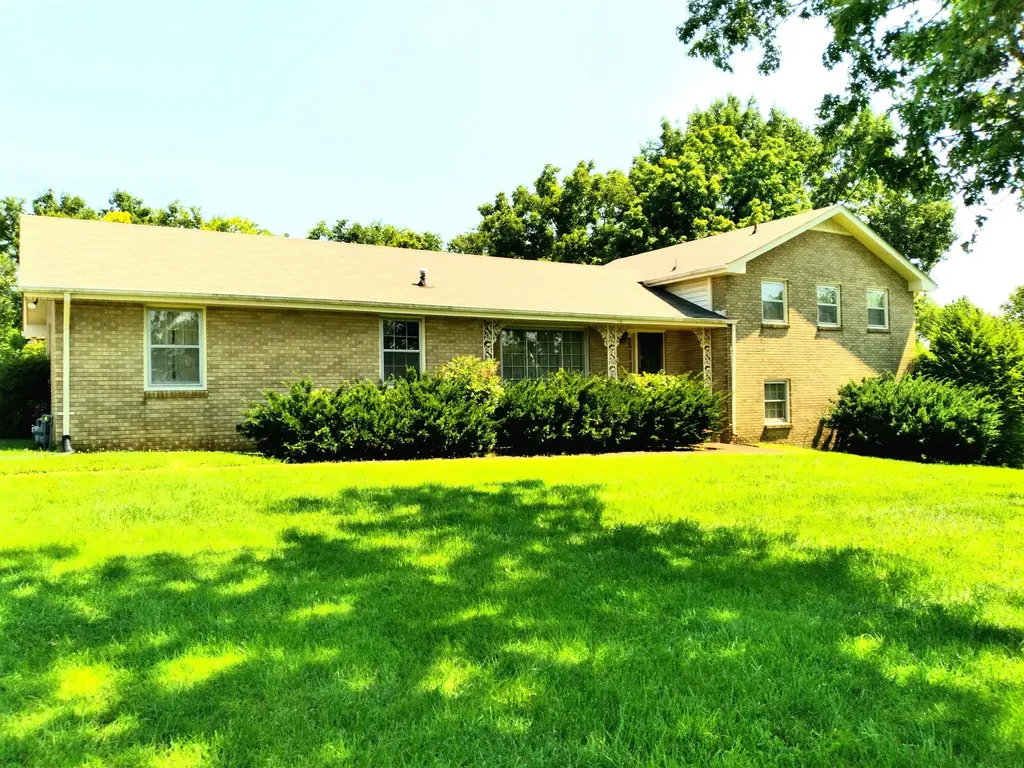 304 Loretta Drive Goodlettsville TN 37072