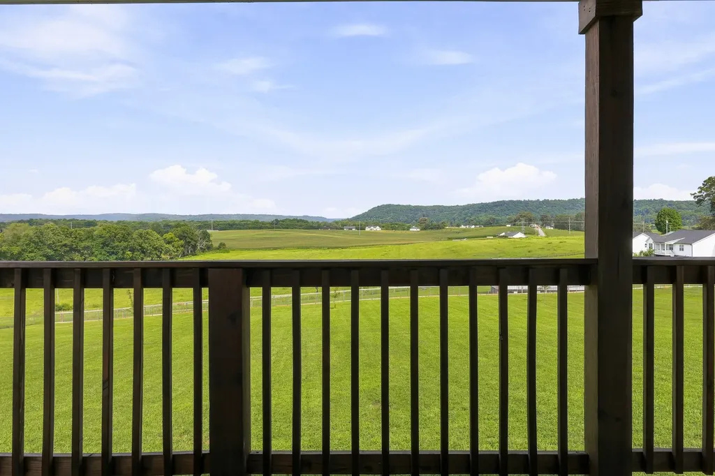 1719 Purvin Lollar Road Sparta TN 38583